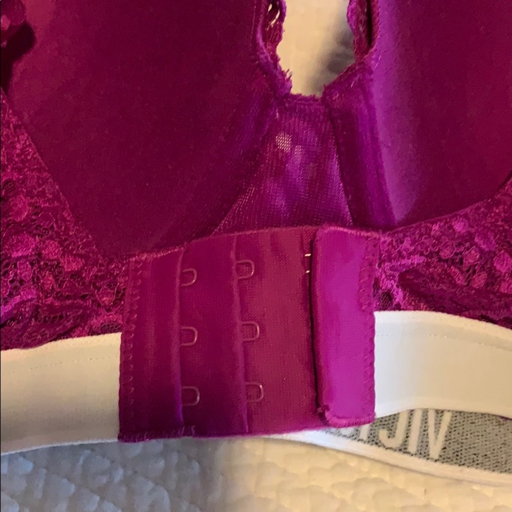 Victoria Secret light padding. - Picture 3 of 6